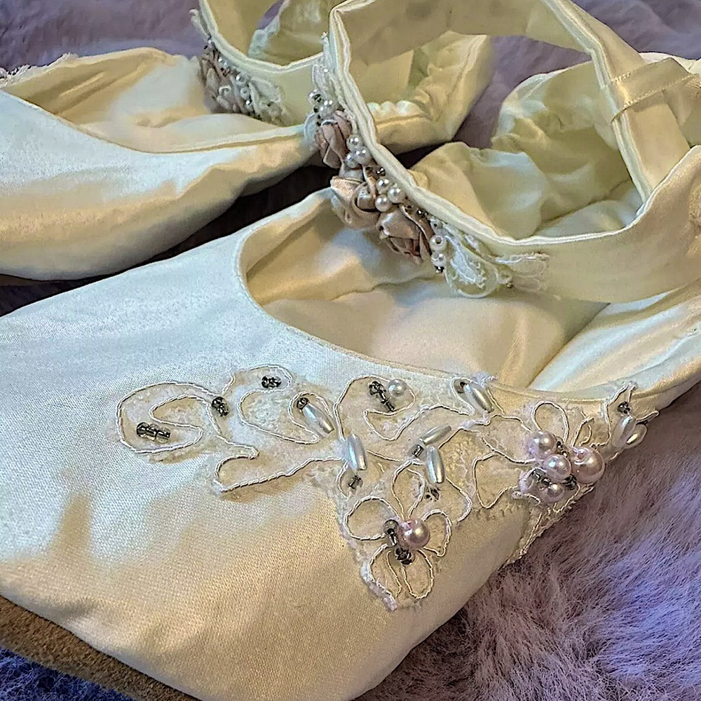 Custom Bridal Ballet Shoes, Satin and Lace Wedding Flats Sz 10